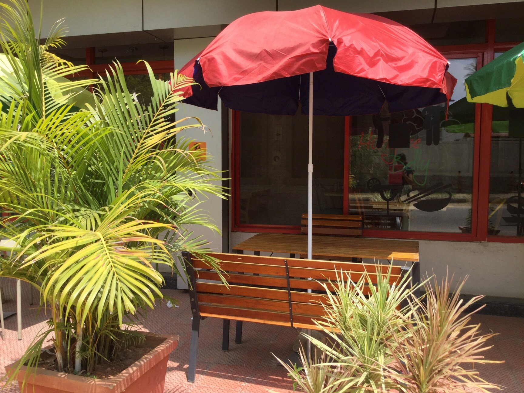 Hungree Belly in HSR Layout Sector 4,Bangalore Best Home Delivery