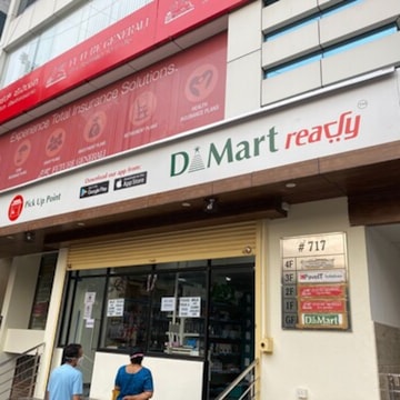 https://content.jdmagicbox.com/v2/comp/bangalore/l2/080pxx80.xx80.220610224230.e1l2/catalogue/dmart-ready-kr-layout-bangalore-grocery-stores-0ydhe6kbku-250.jpg