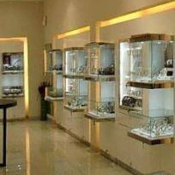 indiranagar fossil store