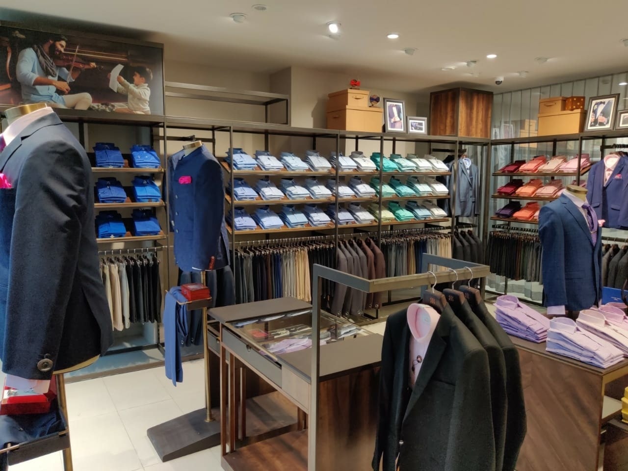 Raymond clothes shop near me outlet