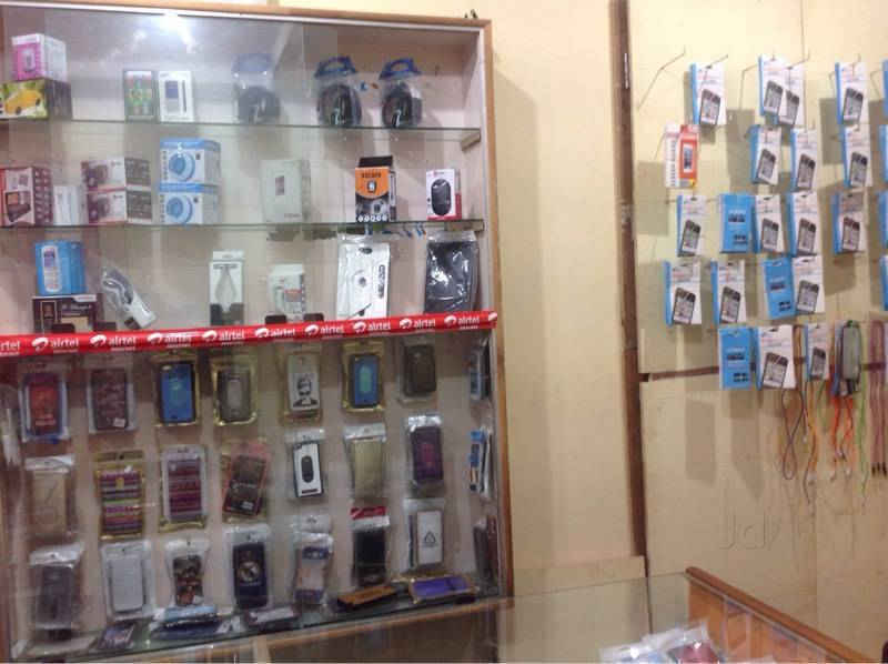 Karnataka Mobile & Footwear in Yelahanka,Bangalore Best Blackberry