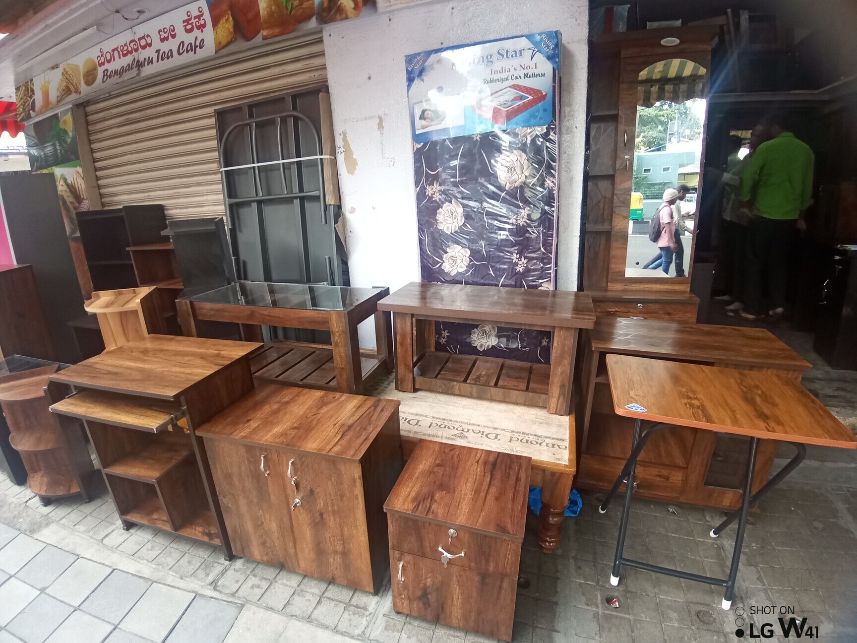 Bharath Furnitures in Rajajinagar,Bangalore Best Furniture