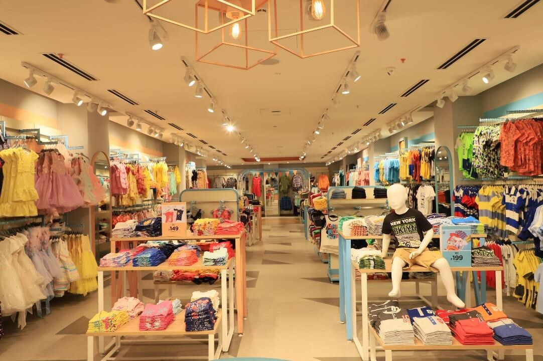 Juniors clothing store near me hot sale