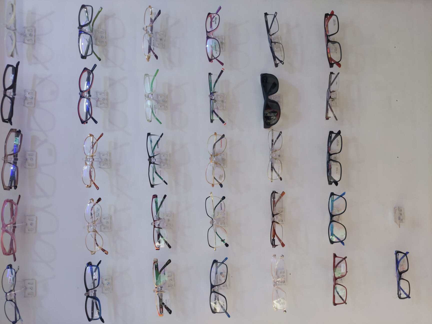 Vaibhav Opticals in Kilari Road,Bangalore Best Spectacle Frame