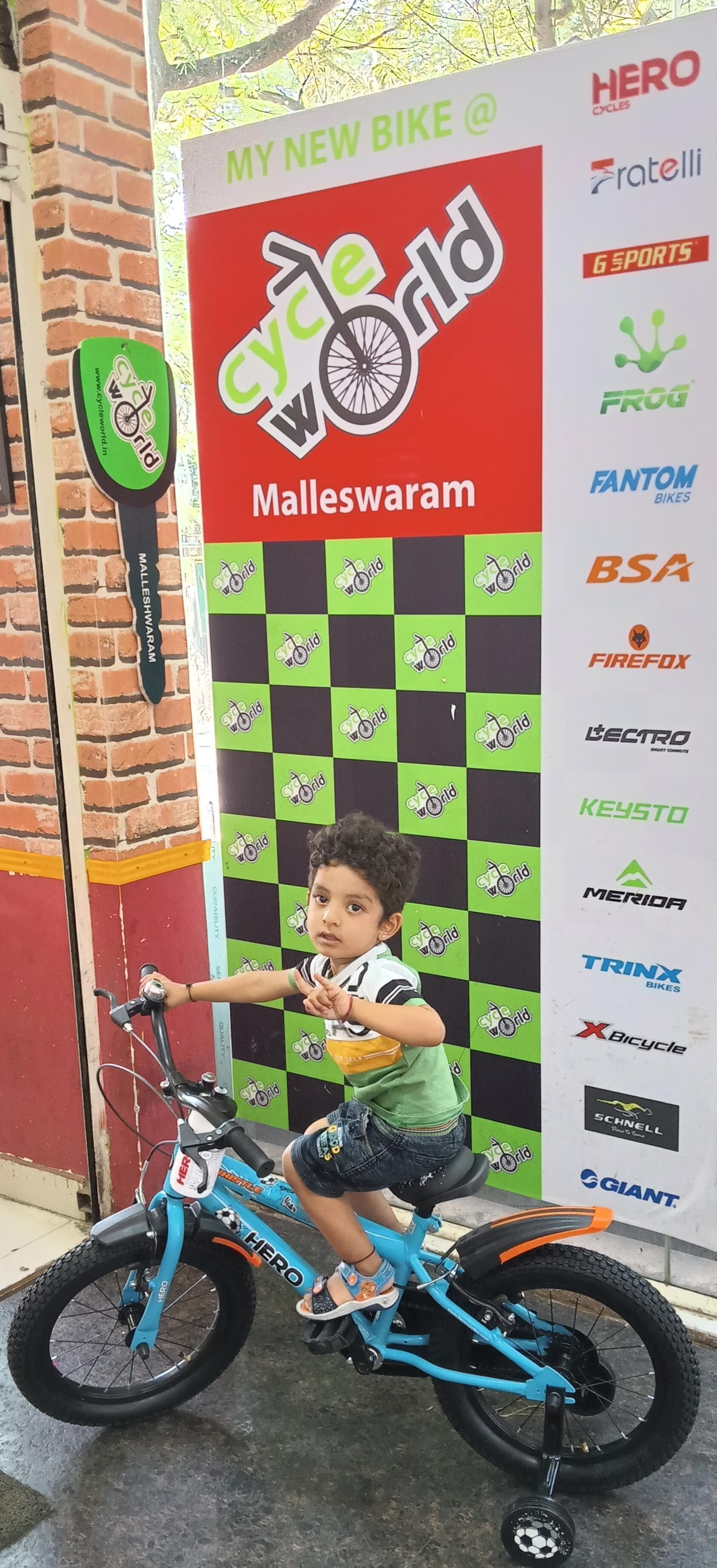 Cycle world malleswaram online