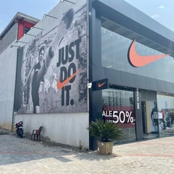 nike factory store royal quays