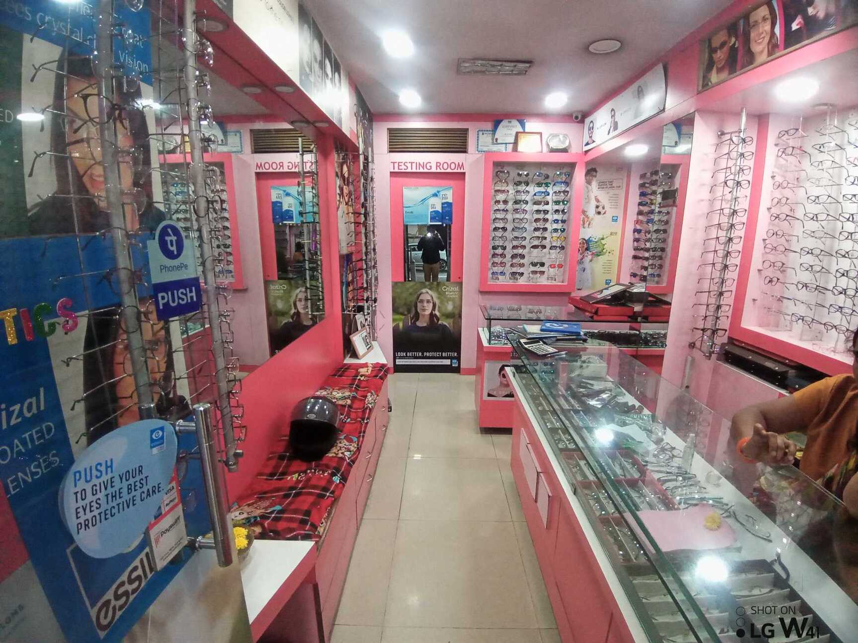 Blue Eye Opticals in Rajajinagar 3rd Block,Bangalore Best Spectacle