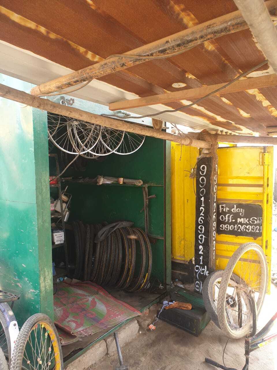 Bicycle puncture shop near me hot sale