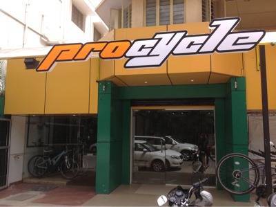 Giant cycles indiranagar 2025