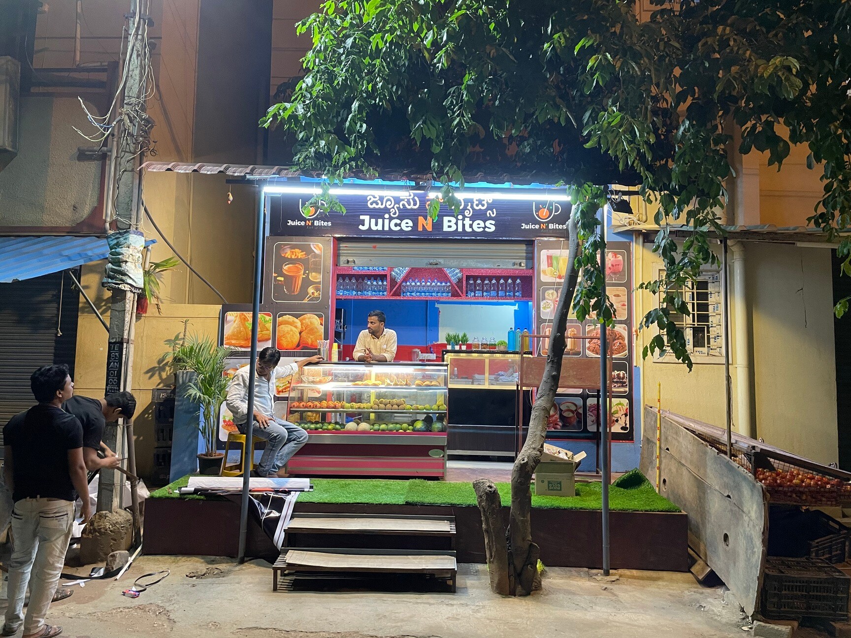 Juice N Bites in Ambedkarnagar Main Road,Bangalore Best Ice Cream
