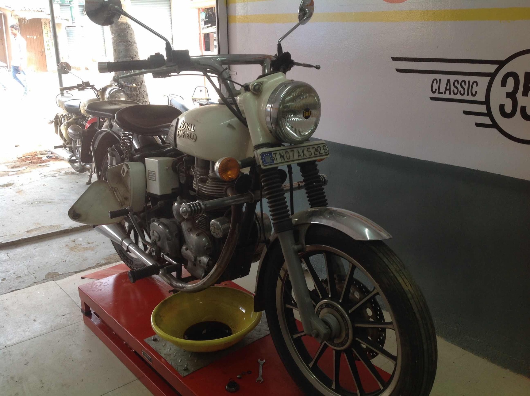 Top Royal Enfield Motorcycle Customization Services in Horamavu Agara Best Royal Enfield Motorcycle Customization Services Bangalore Justdial