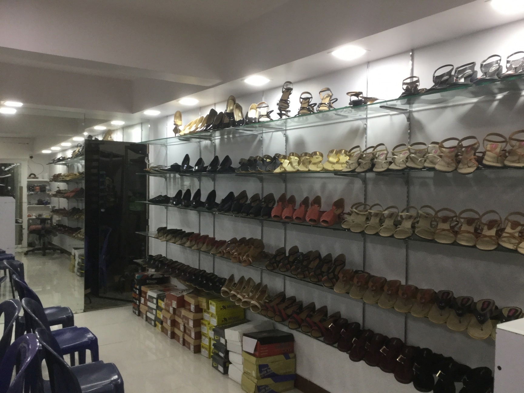 Woodland showroom in hsr sales
