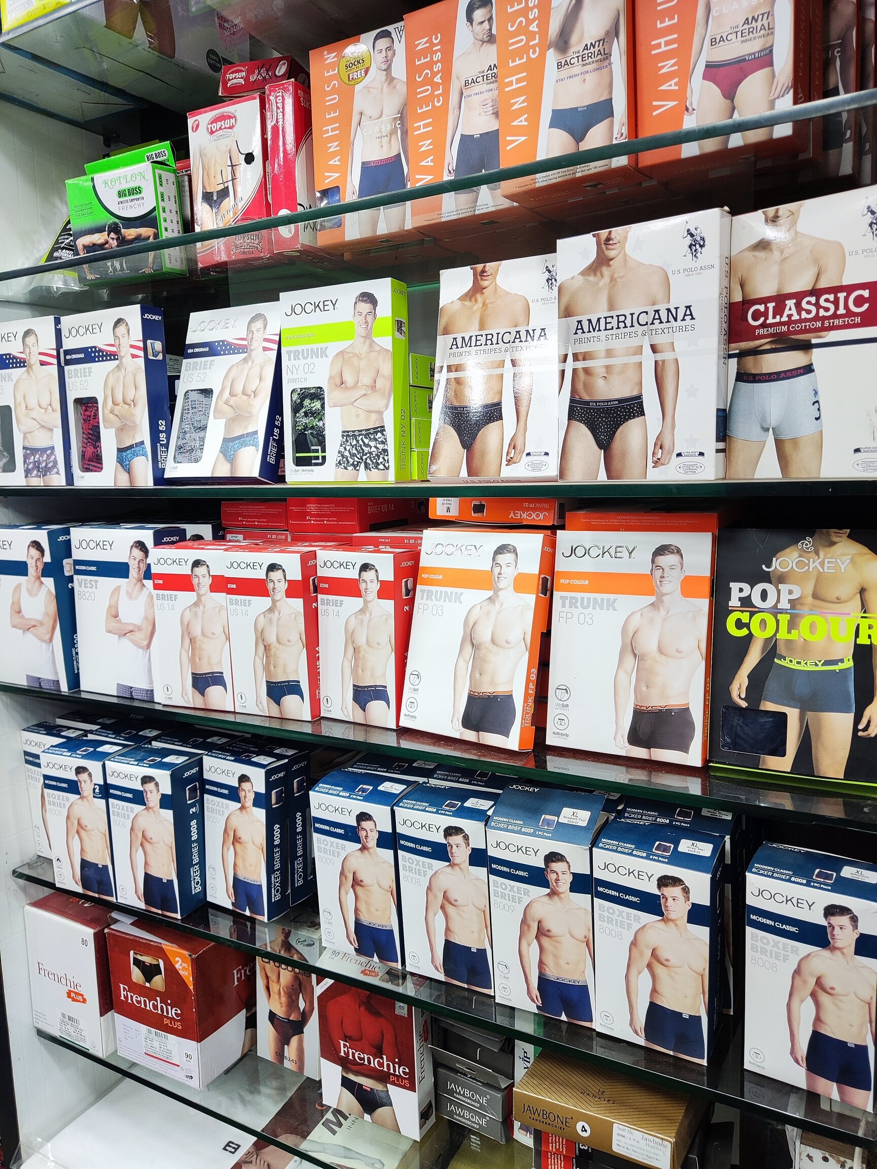 Apparel Hub in Marathahalli,Bangalore Best Casual Wear Retailers in