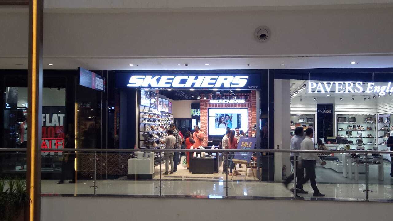 Skechers phoenix market city 2025