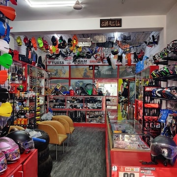 Motorbike accessories store near me new arrivals