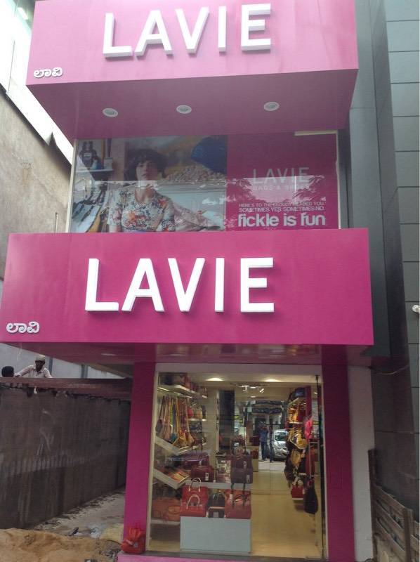Lavie bag store near me store