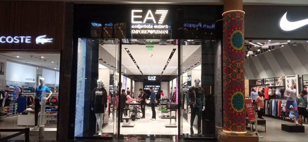 Emporio armani quest mall outlet