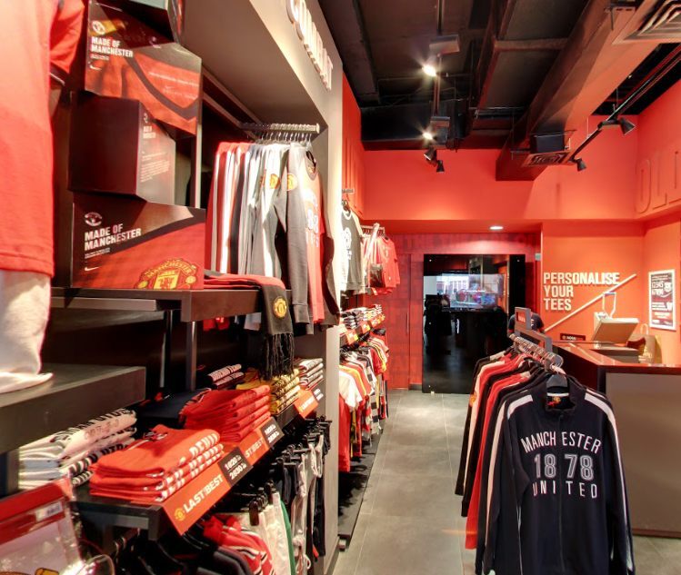 Best sportswear outlet shop