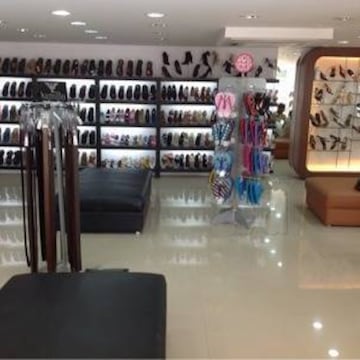 Puma showroom hsr layout cheap