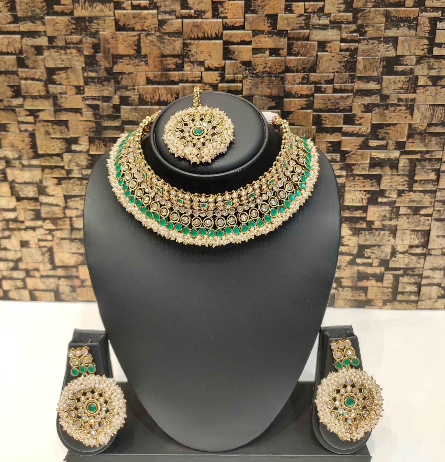 Allura Imitation Jewelry in HSR Layout Sector 2,Bangalore Best