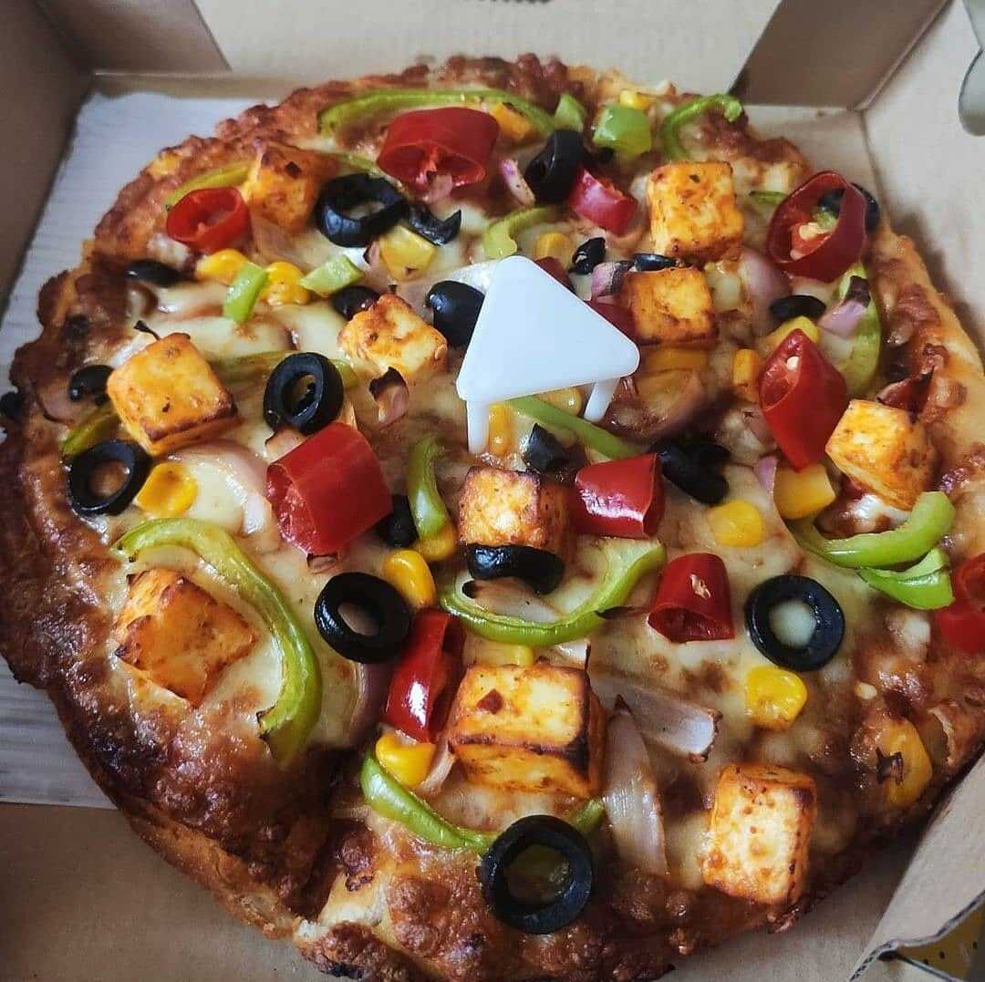 Meliojoy Pizza Delivery 3個セット MOJO Pizza - 2x Toppings in chamarajpet,Bangalore - Order Food