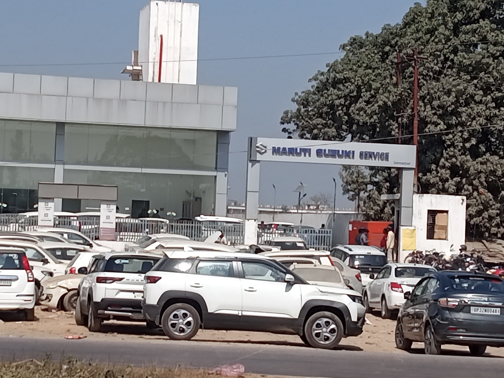 Da-iCE ARENA TOUR 2025 -EntranCE-豪華盤DVD Top Car Dealers in Nagar Bazar, Basti - New Car Showrooms near me
