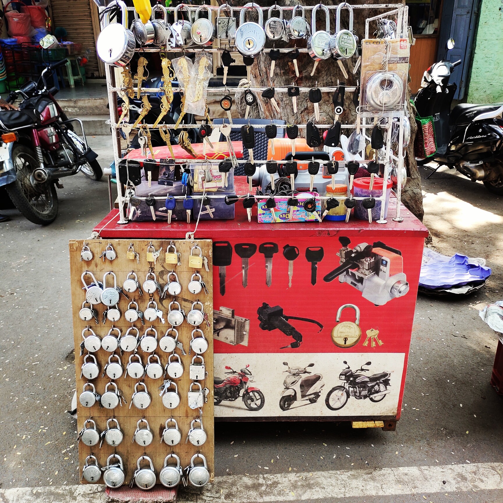 Top Duplicate Key Makers in Chikodi, Belgaum - Best Key Makers