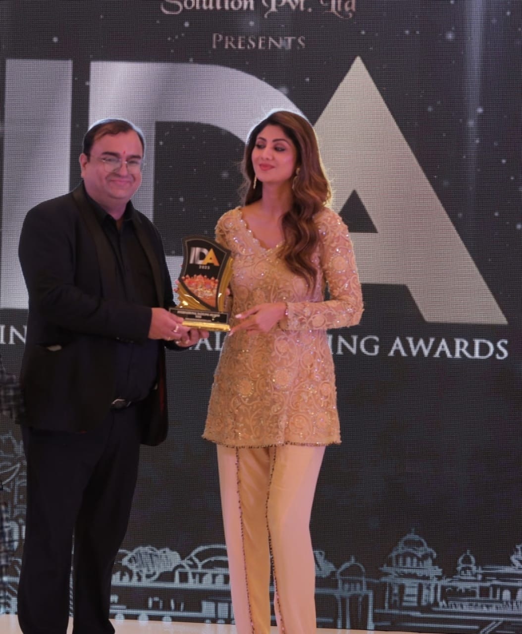 Lezbiyen opish surati