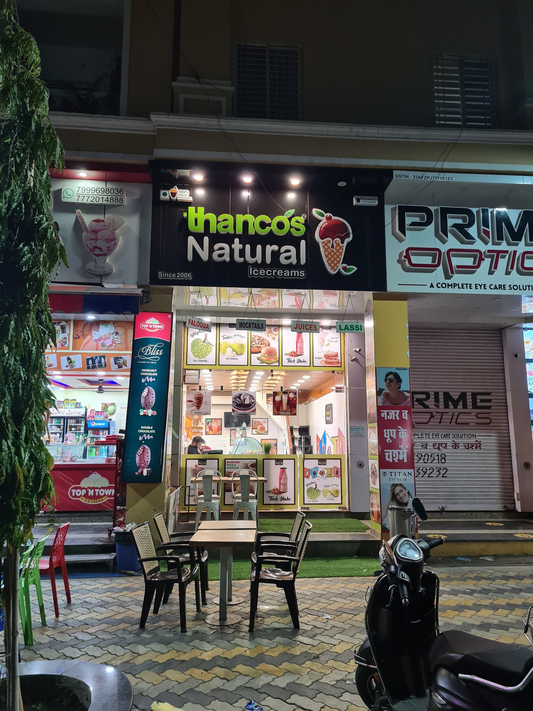 Top Live Ice Cream Parlours in Bhopal - Best Live Tava Ice Cream Parlors  near me - Justdial