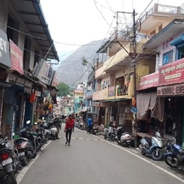Joshimath Local Market