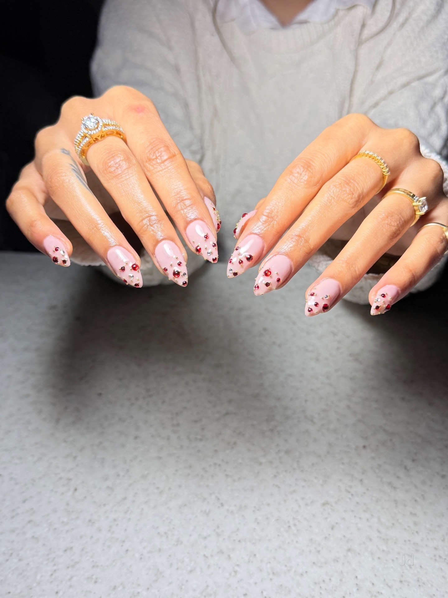 Velora Nails and Eyelashes Studio & Academy