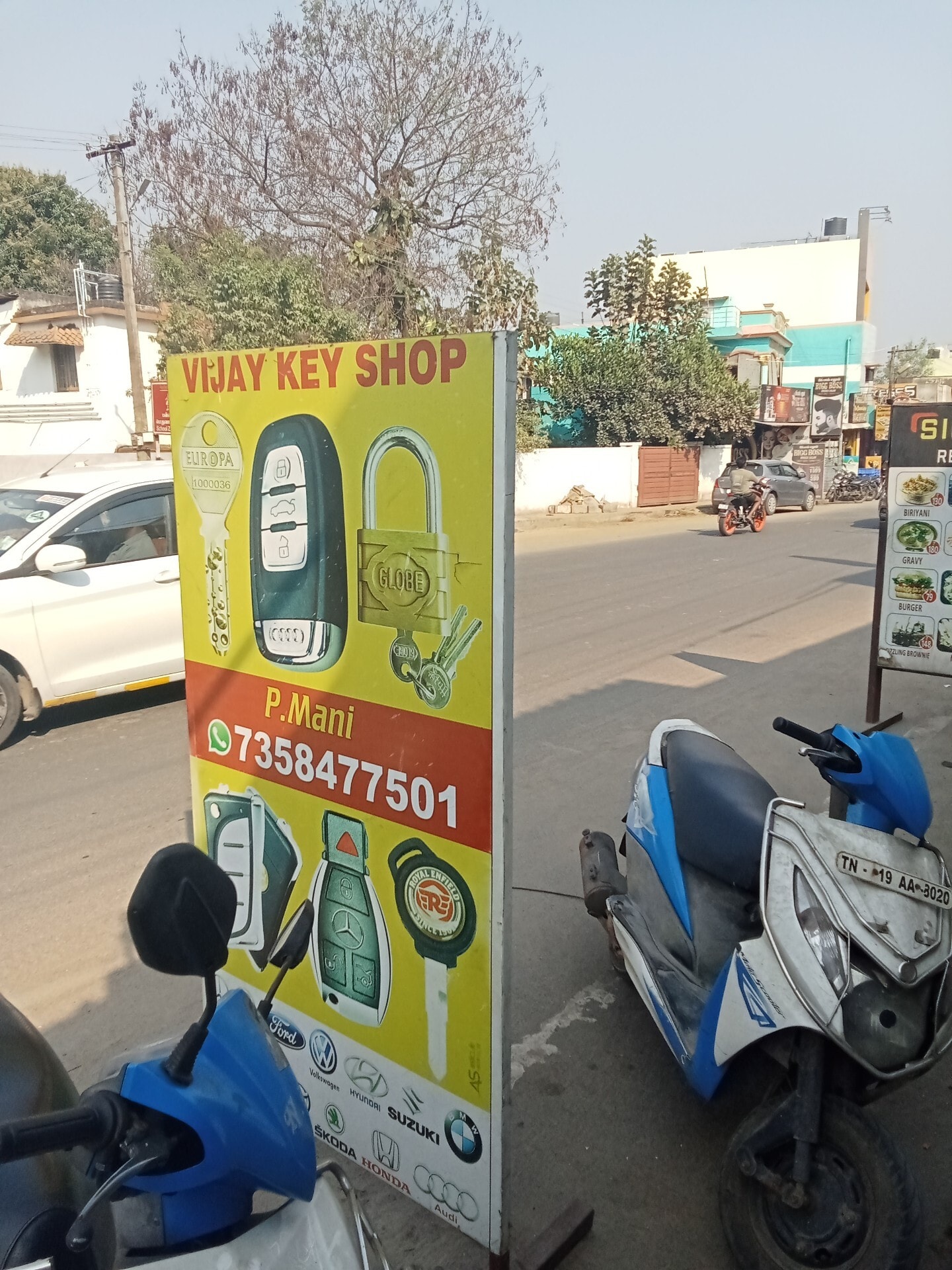 Duplicate Key Makers in Oragadam, Kanchipuram - Car, Home & Locker