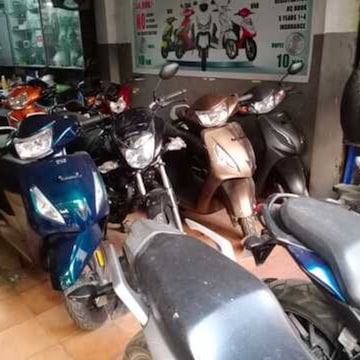 Metro Bikes in Peravallur-Jawahar Nagar,Chennai - Best Hero-Second