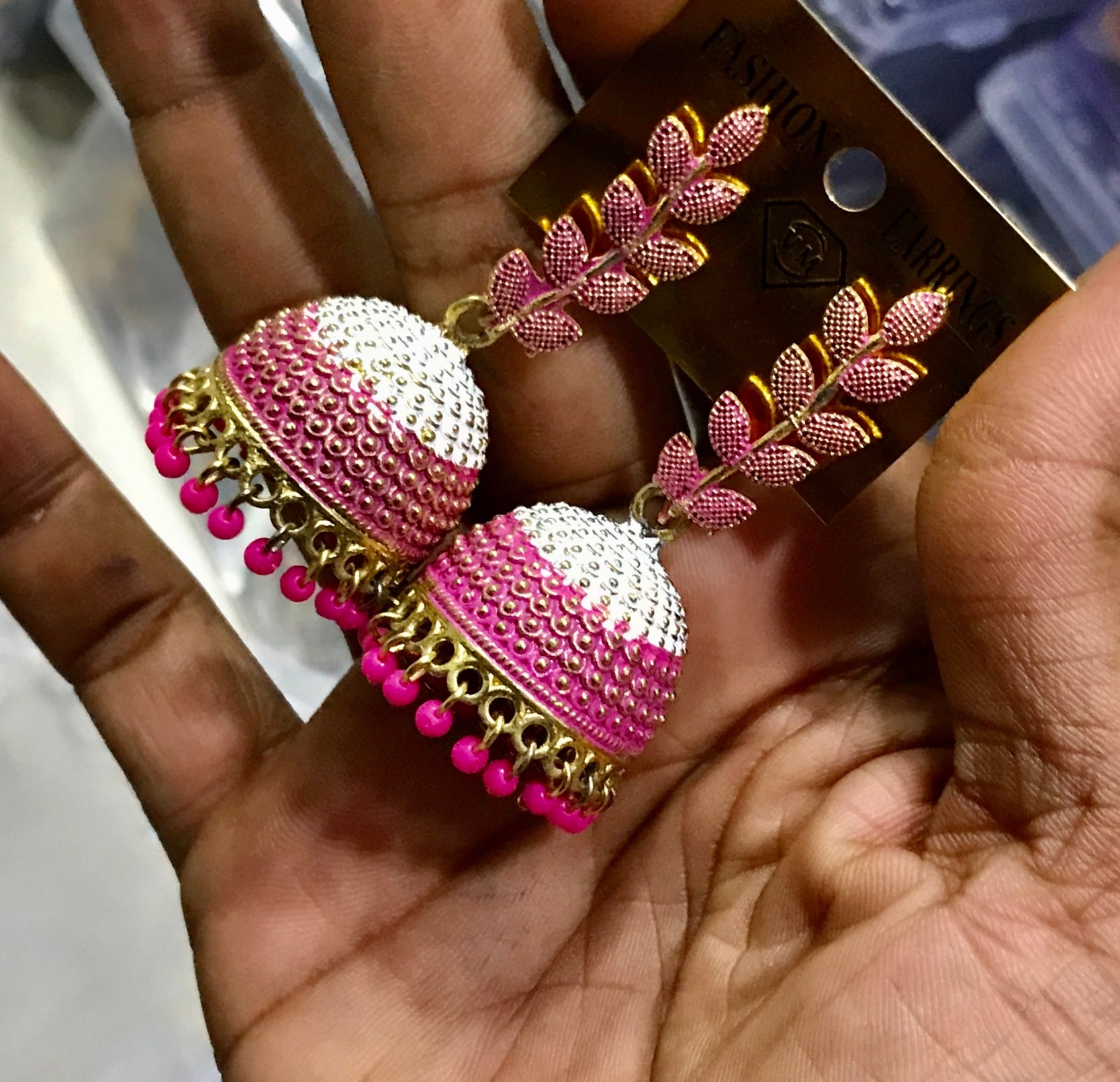 New style fancy jewellery sowcarpet store