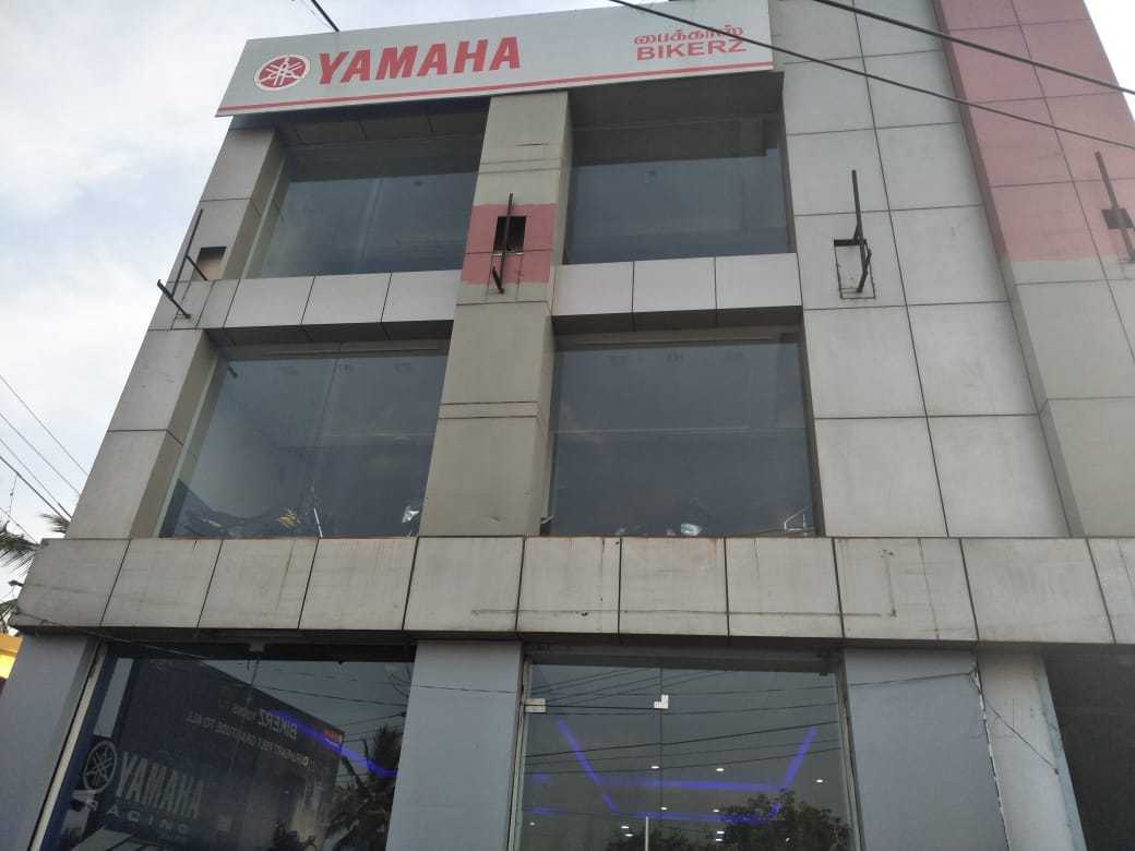 Bikerz yamaha mudichur top