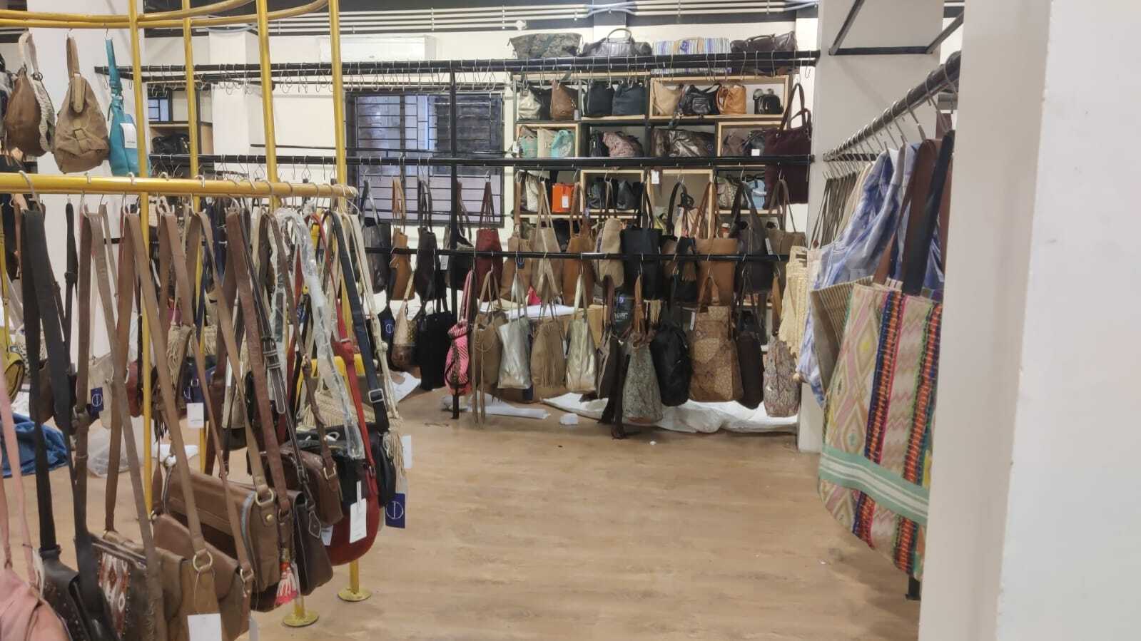 Top Leather Bag Dealers in Anna Nagar - Best Leather Bags Supplier