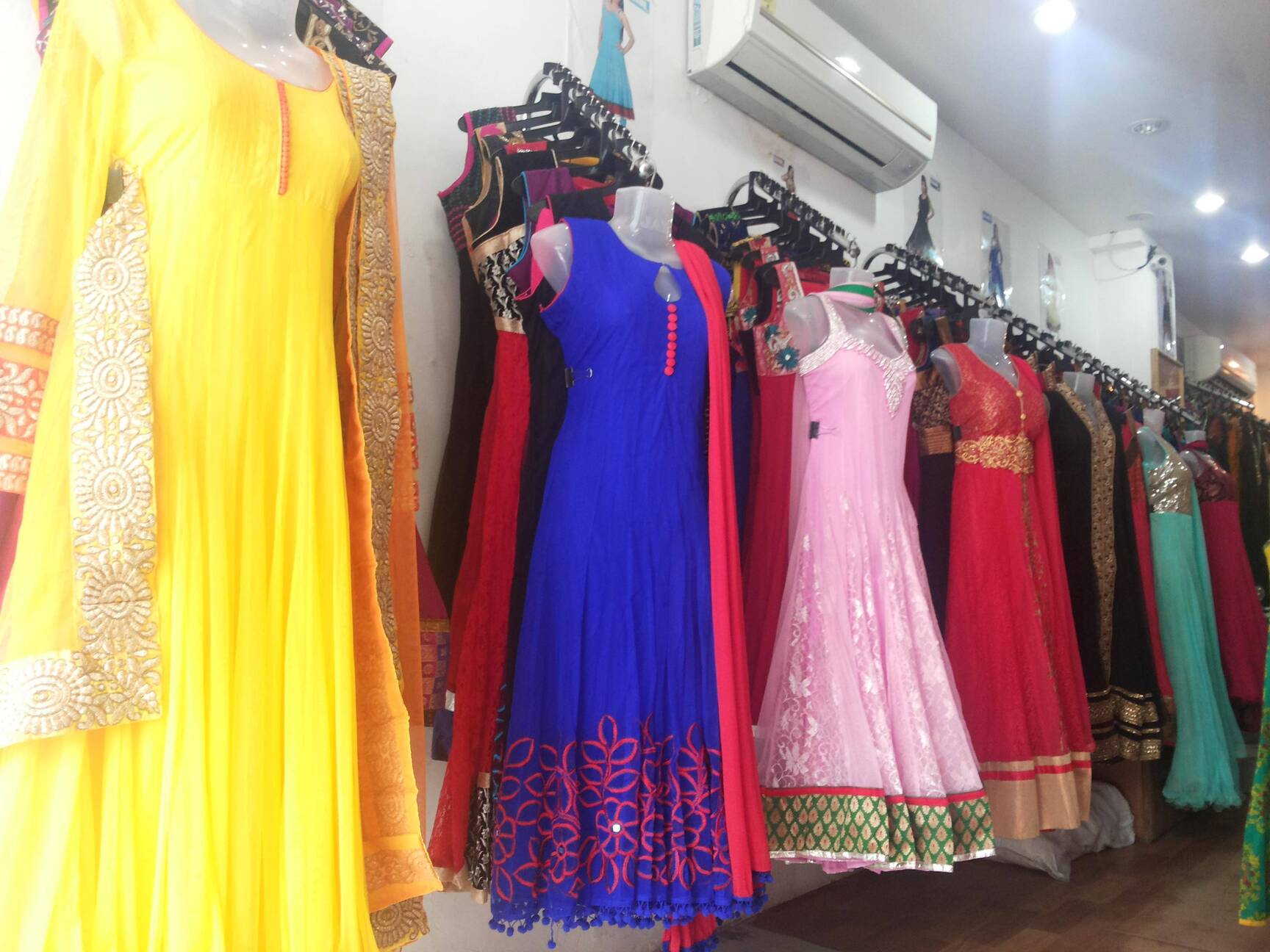 Best dress shops in t nagar top