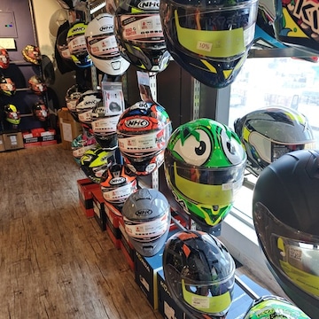 ceramic coating motorcycle helmet Graphene Titanium Kit (5 ML) with Advanced Chemical Cross Linking Technology, UV and Scratch Protection, Super Hydrophobic, Extreme Gloss, and Easy DIY Application Helmets. Car & Motorbike mini helmet display case Ranger AWD Electric Bike Color:Bright Gold