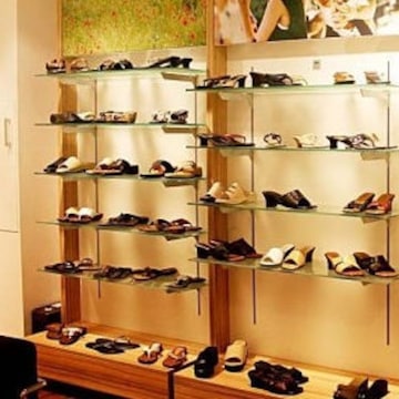 Woodland showroom in anna nagar top