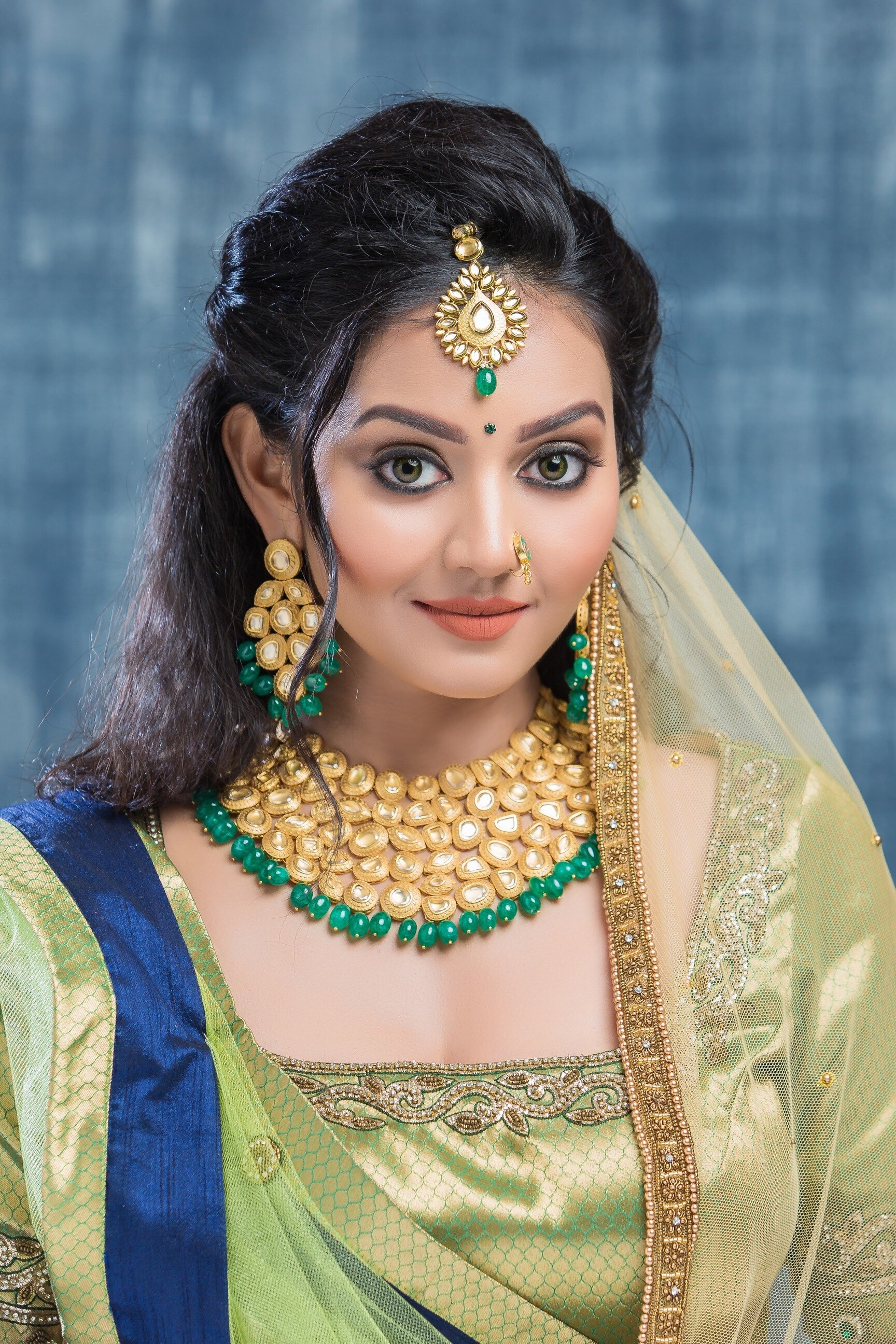 Bronzer bridal jewellery shop