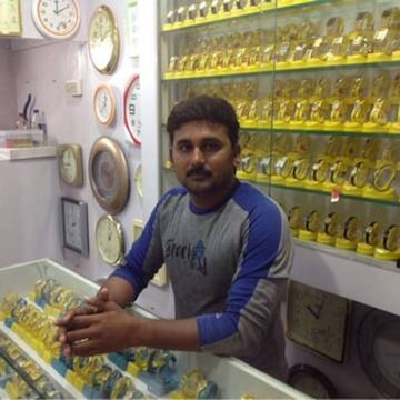Fastrack showroom in kandanchavadi store