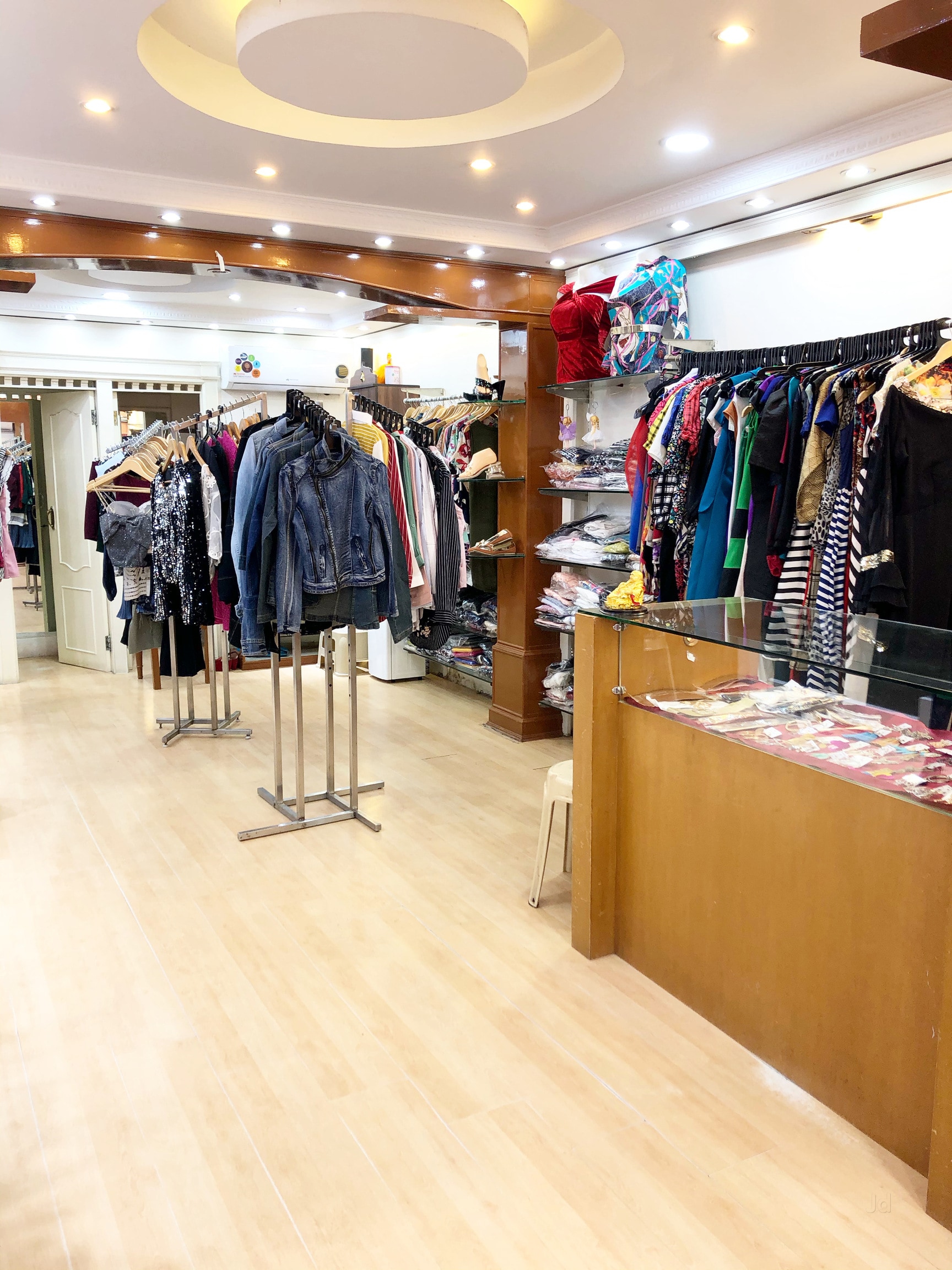 Top Party Gown Retailers in Chennai near me - Justdial