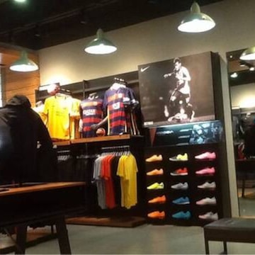 Nike in forum mall hotsell