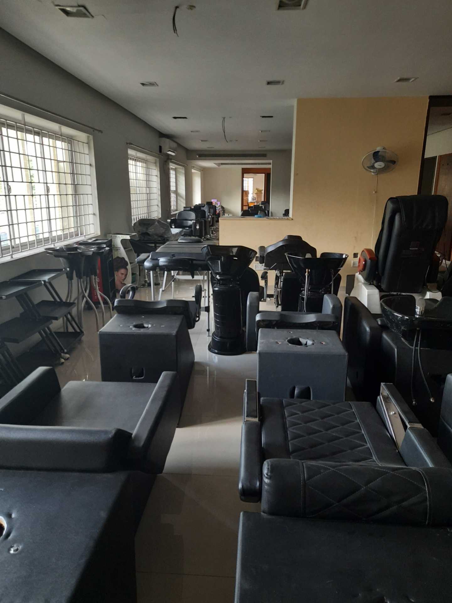 Second hand parlour furniture discount