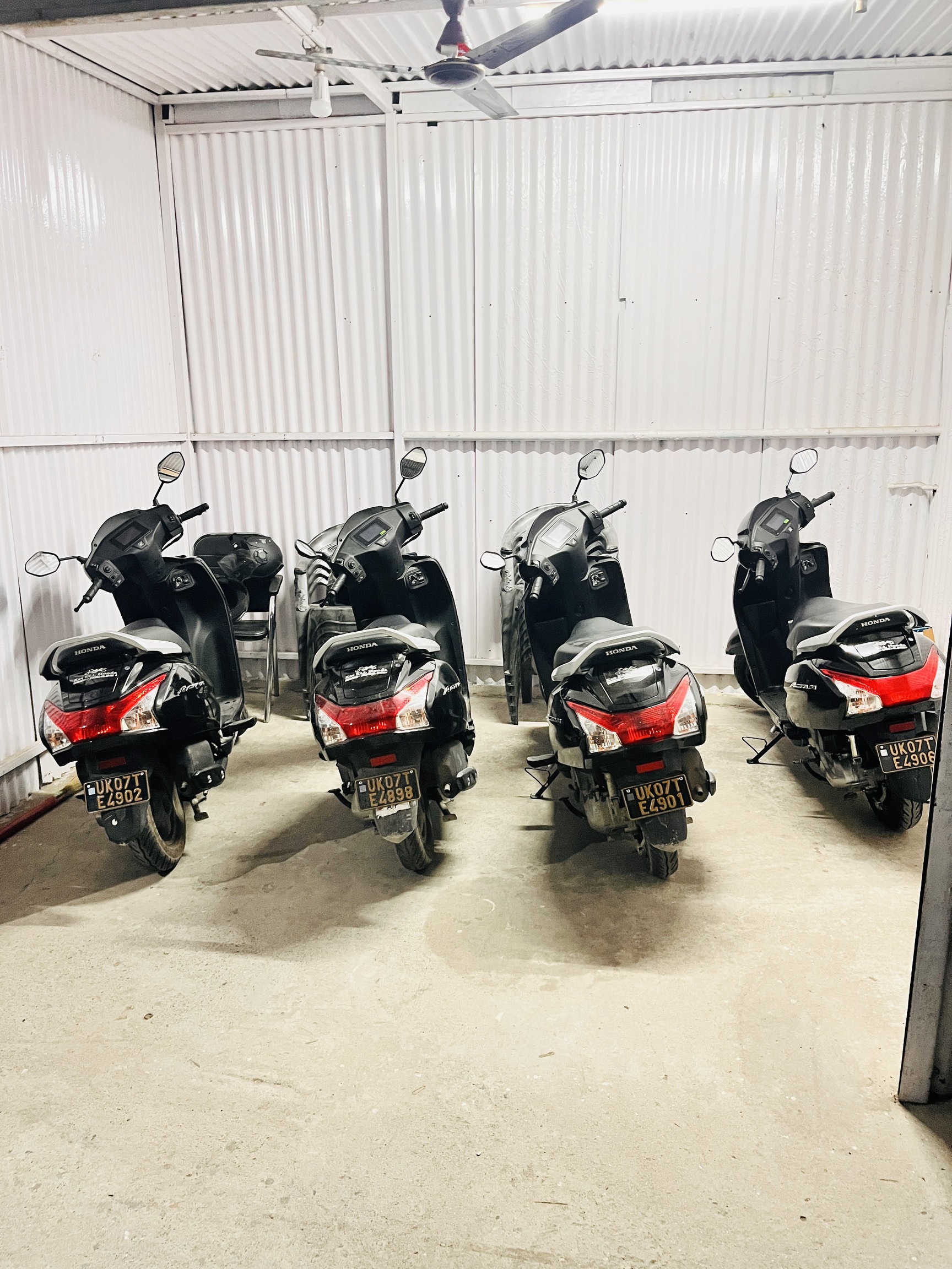Top Bike On Rent For Sports Bike in Pauri - Best Bike On Rent For