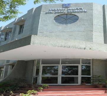 Divine Happy Senior Secondary School in Paschim Vihar,Delhi - Best