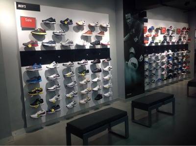 Nike showroom in dwarka sector 7 sales