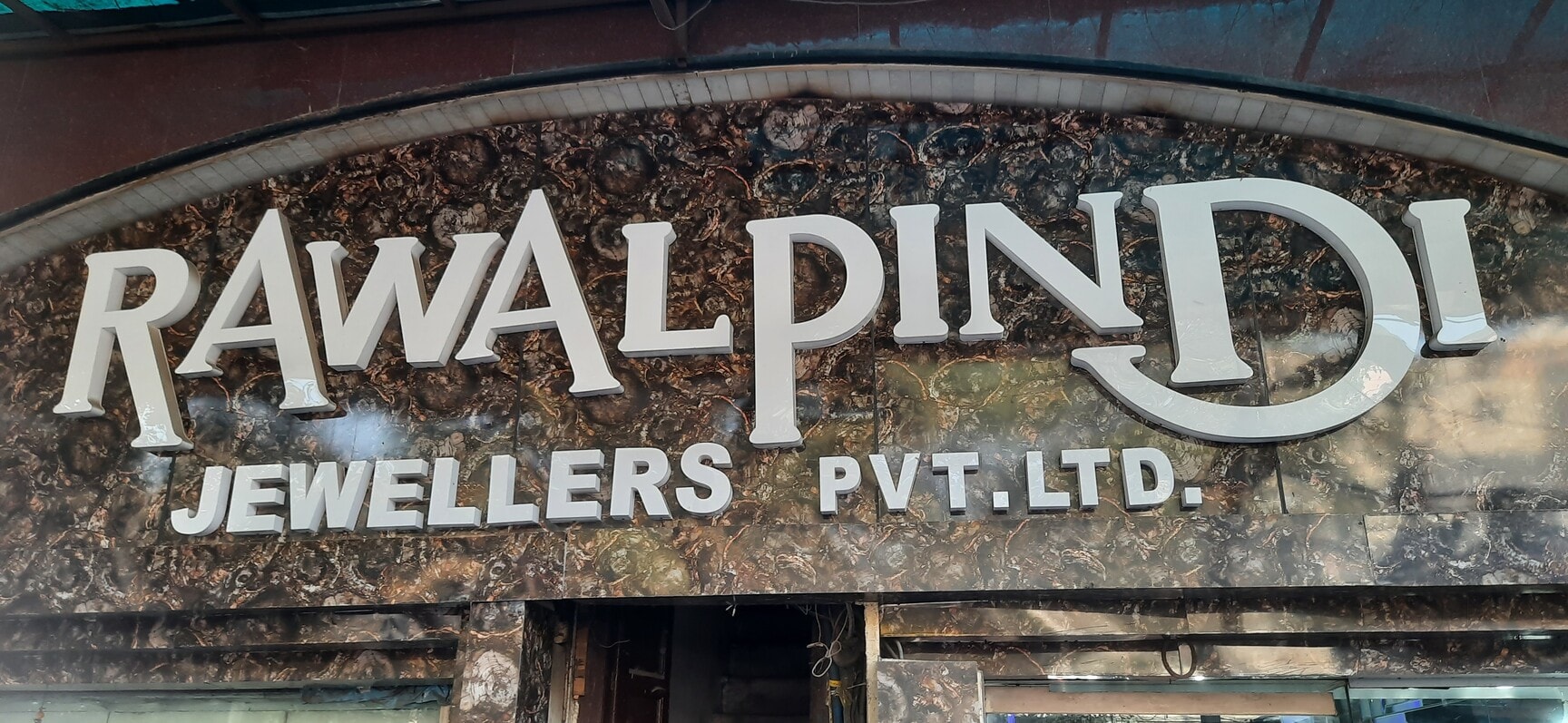 Rawalpindi jewellers store