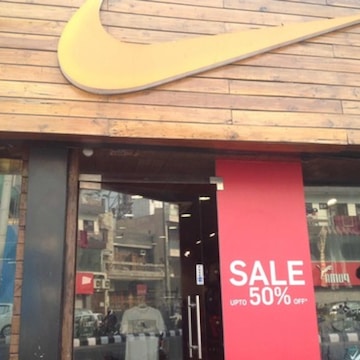 nike showroom in rohini