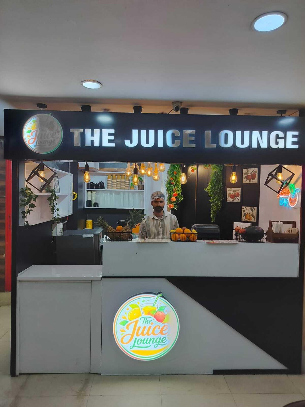 The Juice Lounge in Chattarpur,Delhi - Order Food Online - Best